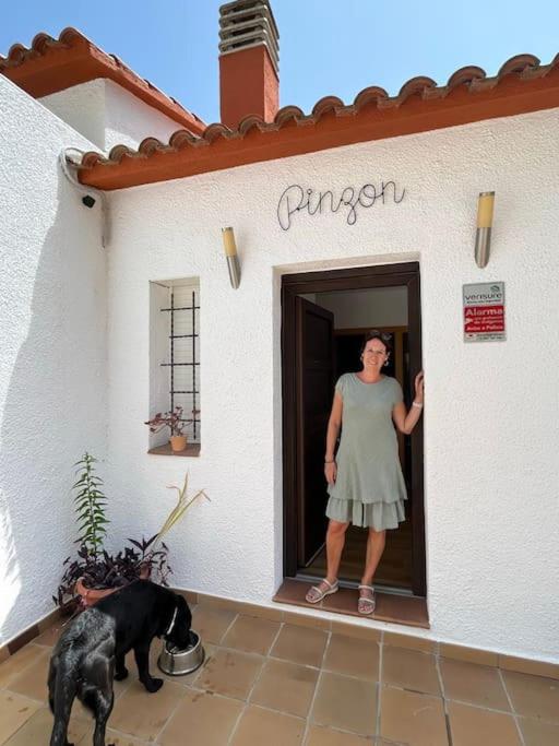 Pinzon, gezellige familievilla met groot zwembad.