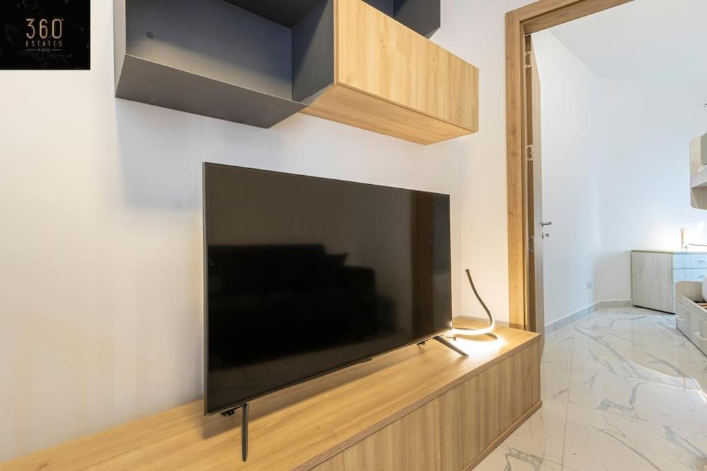 A lovely duplex maisonette just of Spinola w/WIFI by 360 Estates photo 5