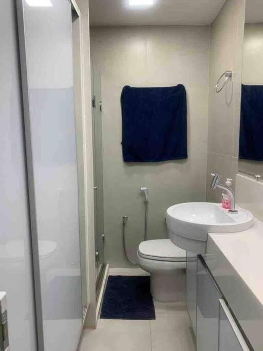 Apartamento frente ao mar condomínio Jubiabá ilhéus olivença