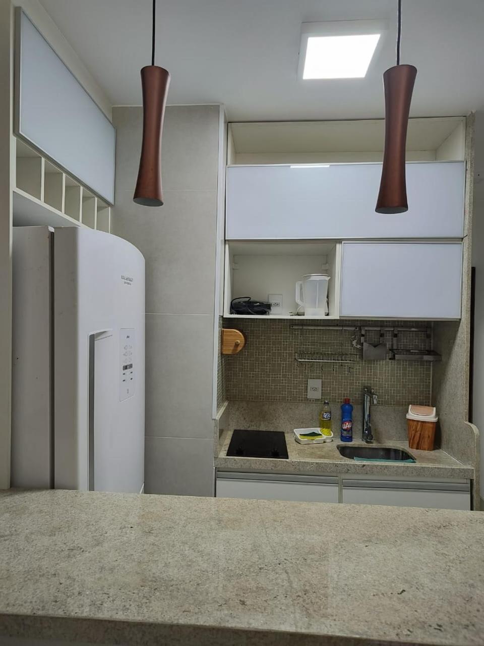 Apartamento frente ao mar condomínio Jubiabá ilhéus olivença
