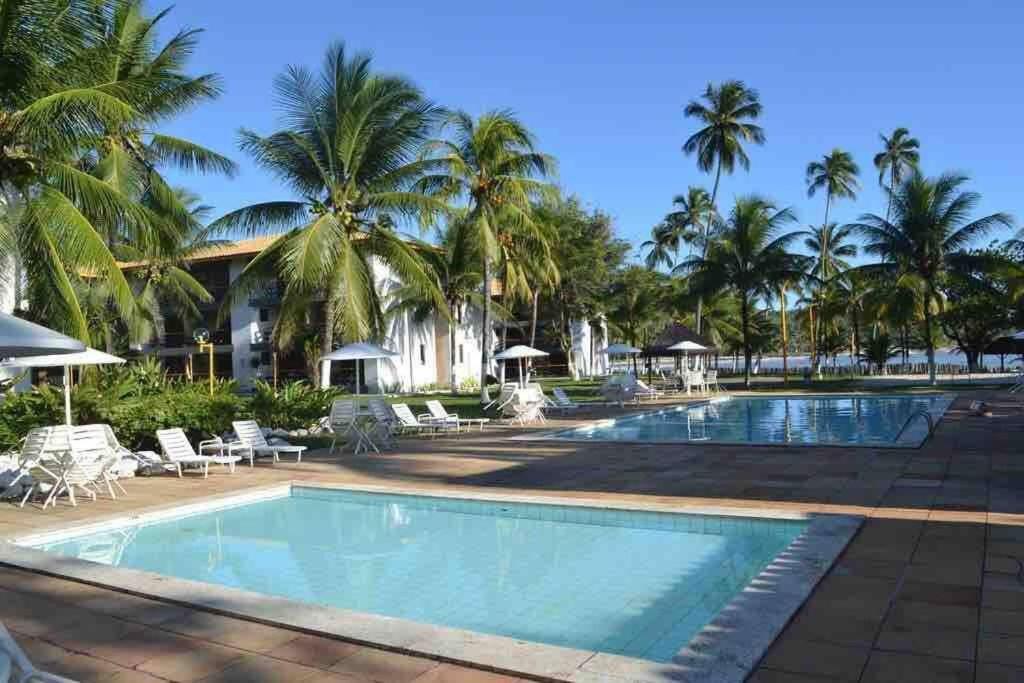 Apartamento frente ao mar condomínio Jubiabá ilhéus olivença