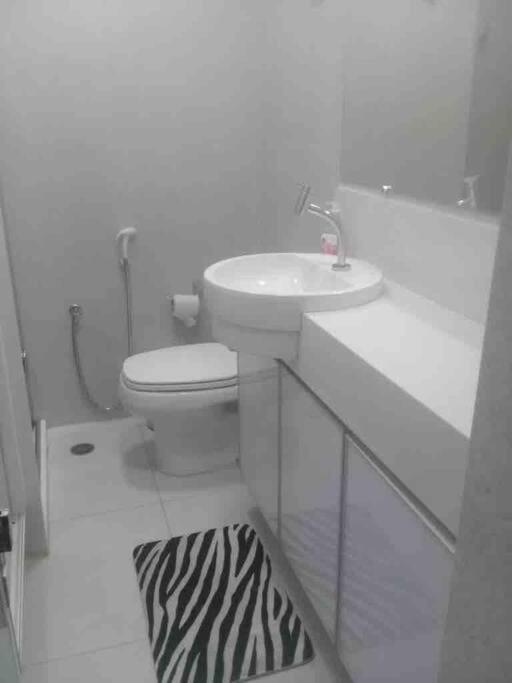 Apartamento frente ao mar condomínio Jubiabá ilhéus olivença
