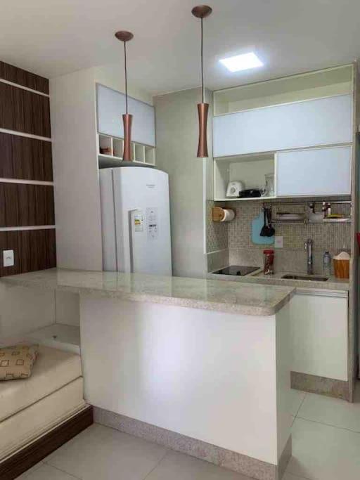 Apartamento frente ao mar condomínio Jubiabá ilhéus olivença