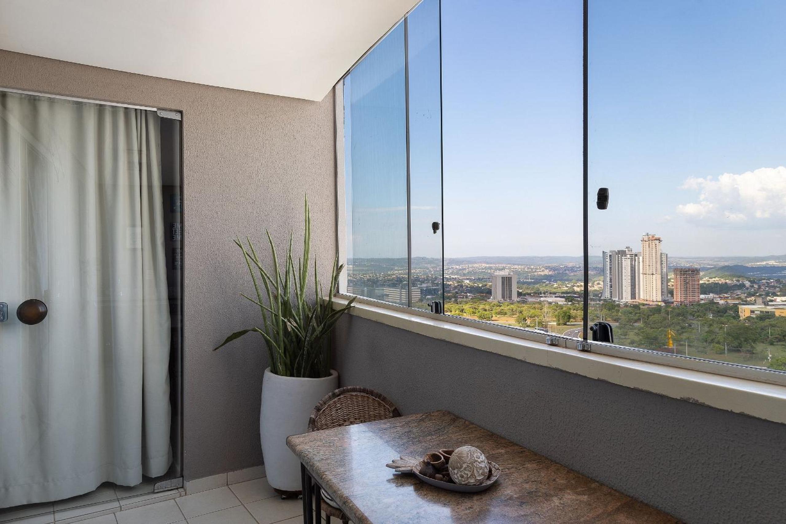 Unique Residence, close to Park and Shopping Flamboyant
