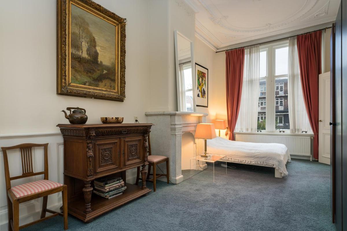 Vondelparkmuseum Inn