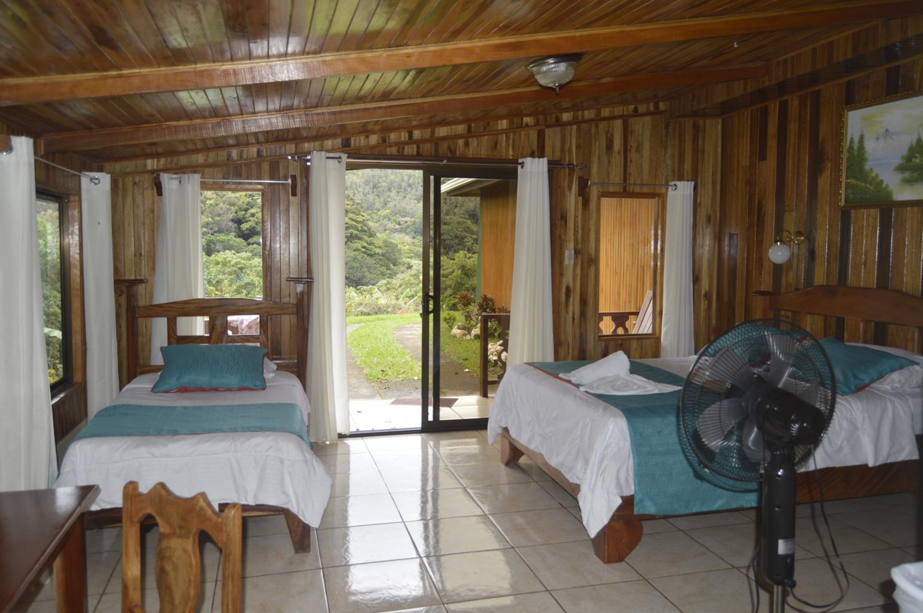 Belcruz family lodge