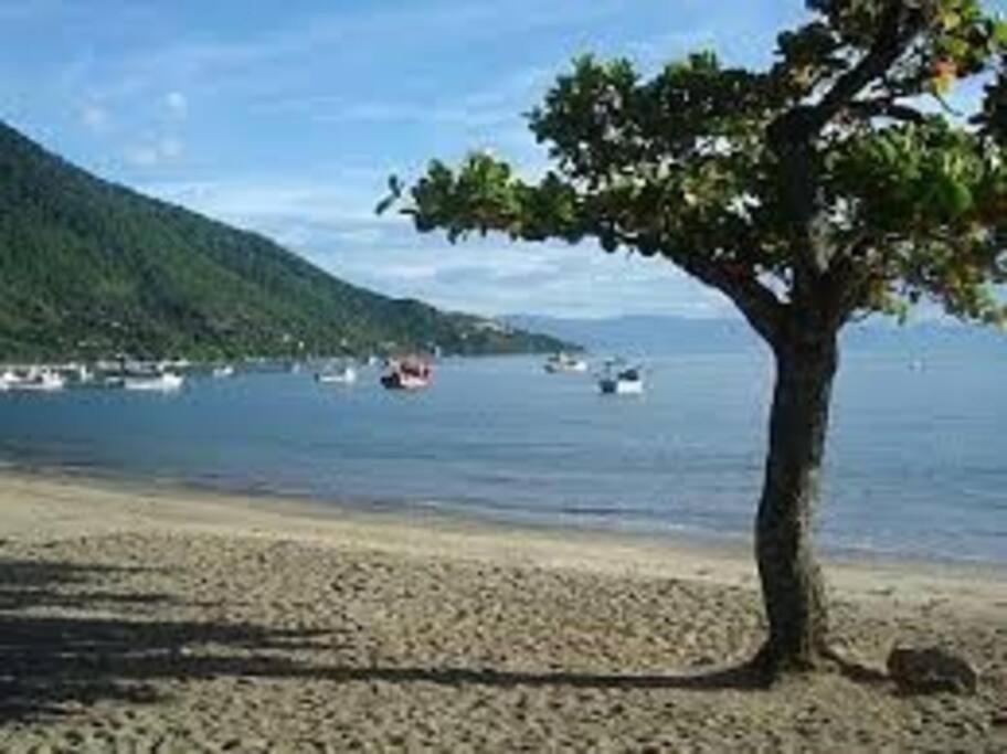 Kitnet a 50 metros da Praia