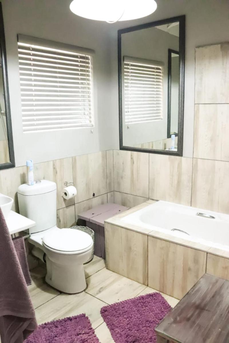 Peacockhouse view 4