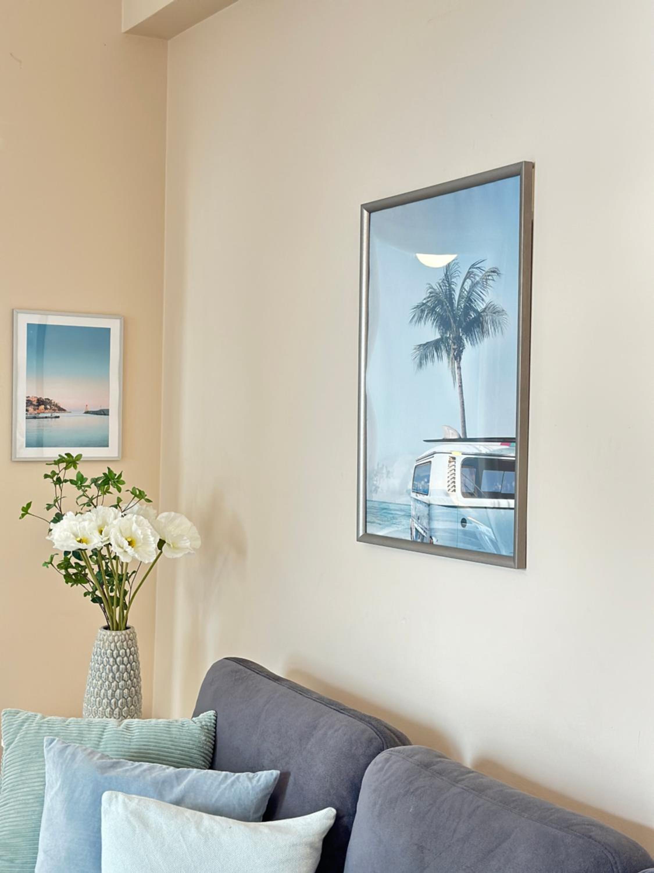 Blue Spacious Sea View Apartment