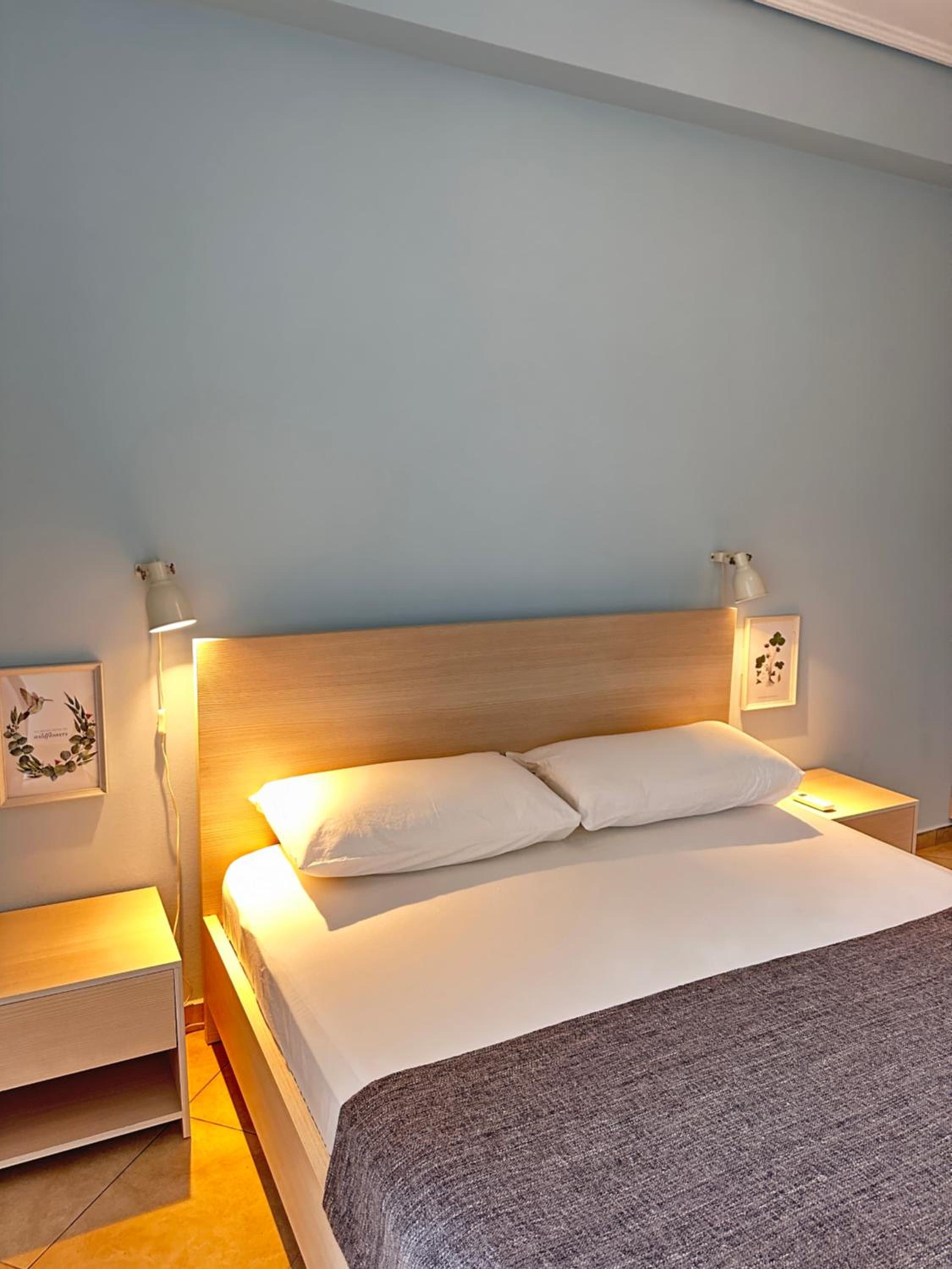 Blue Spacious Sea View Apartment