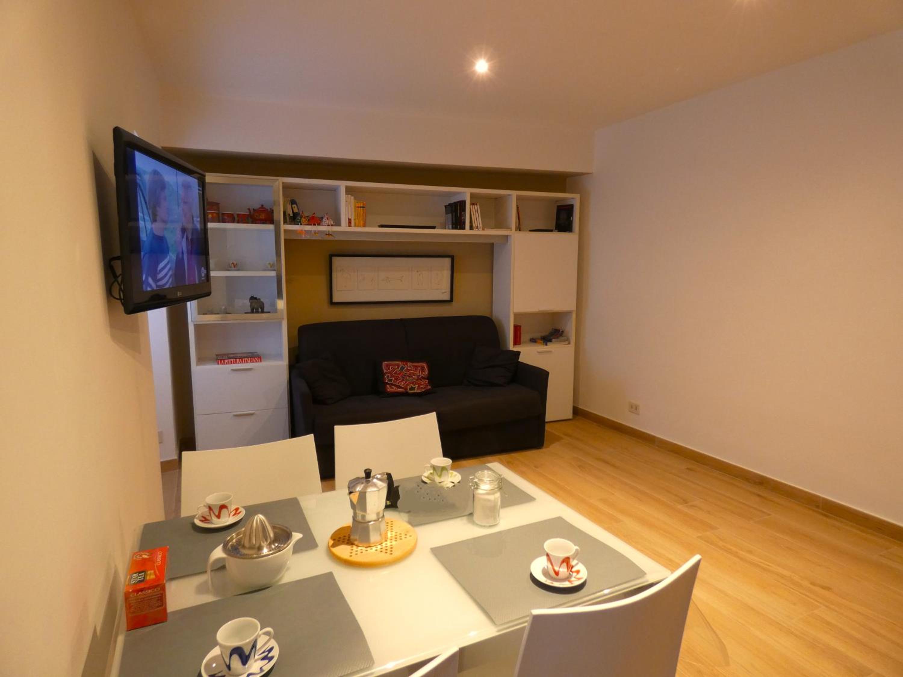 Scappo in Umbria, Casa Cavour