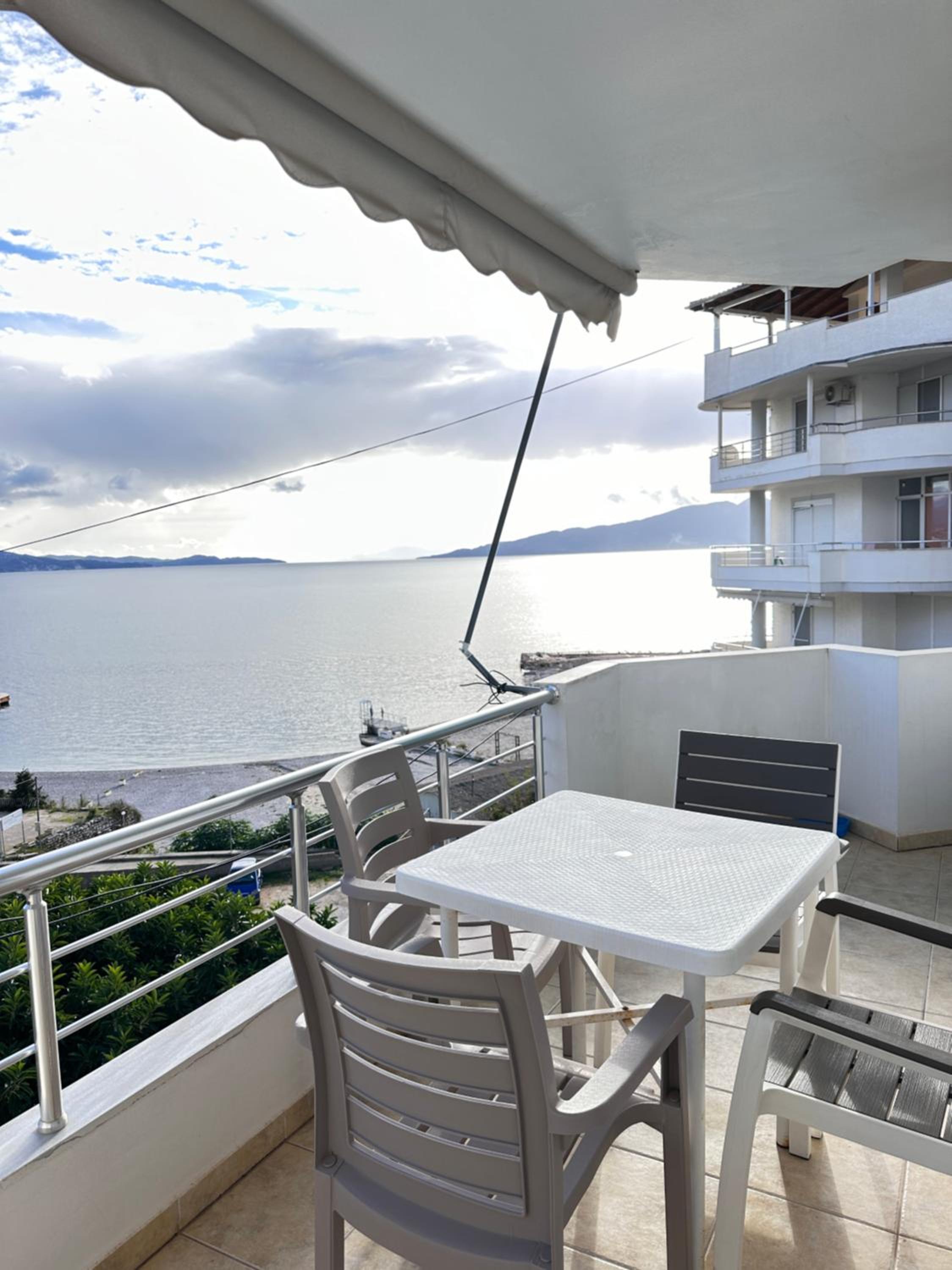 Violet Sea View Apartment