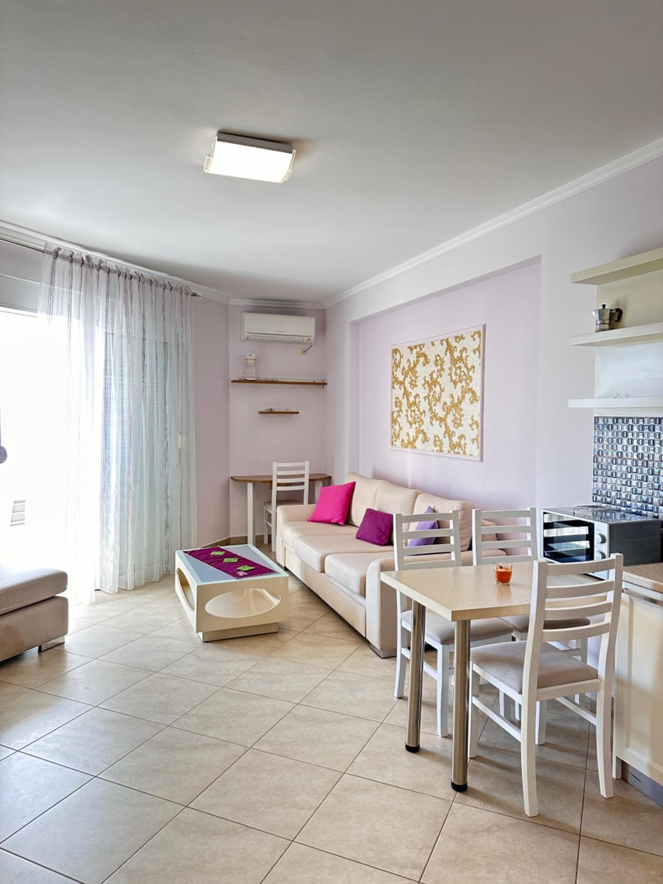Violet Sea View Apartment