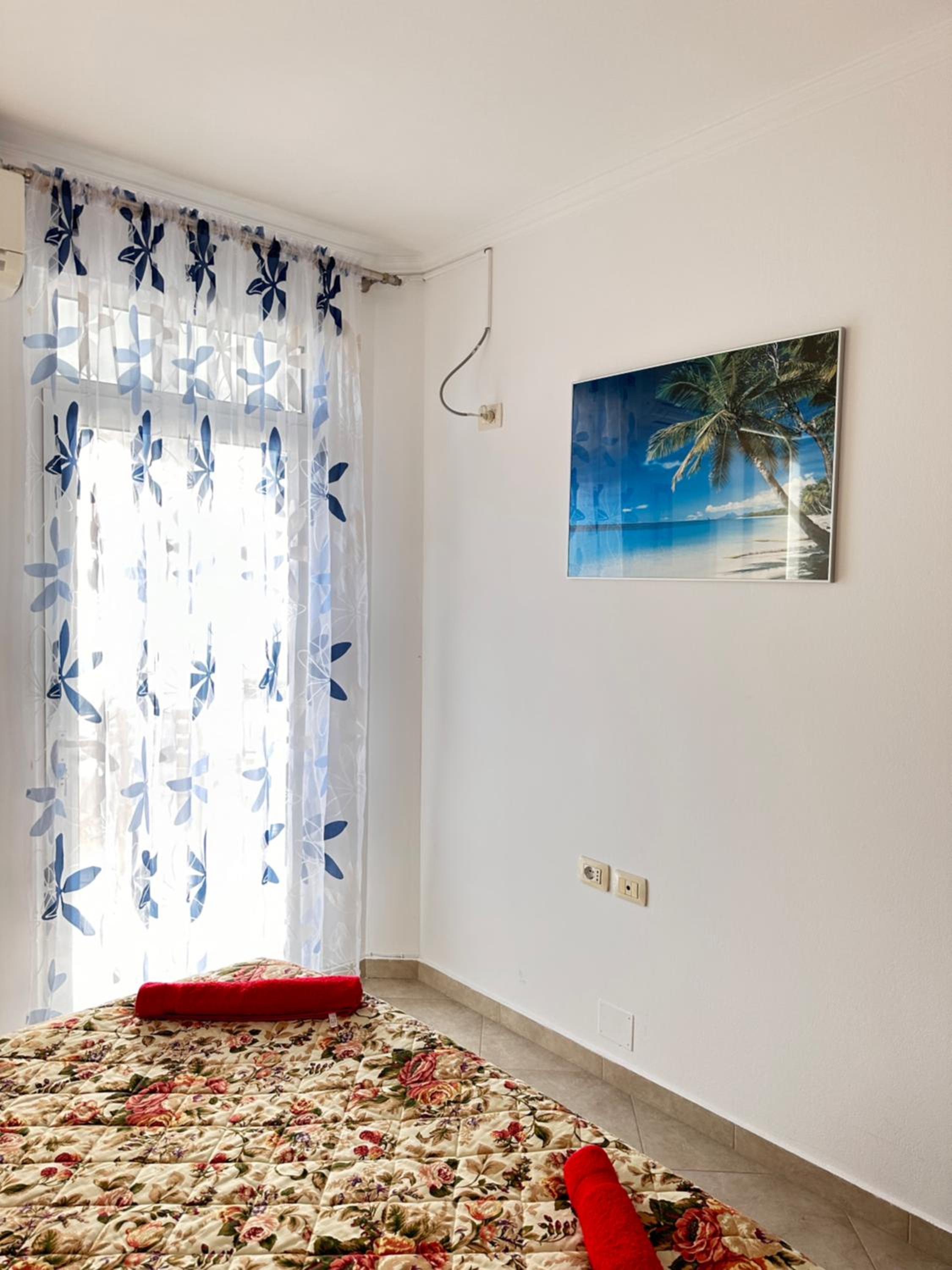 Violet Sea View Apartment