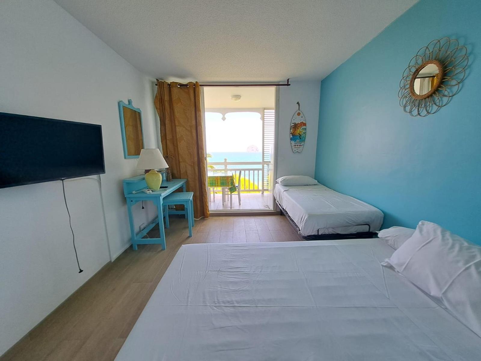 Studio TOTI - Vue mer - Piscine - 4pers view 3