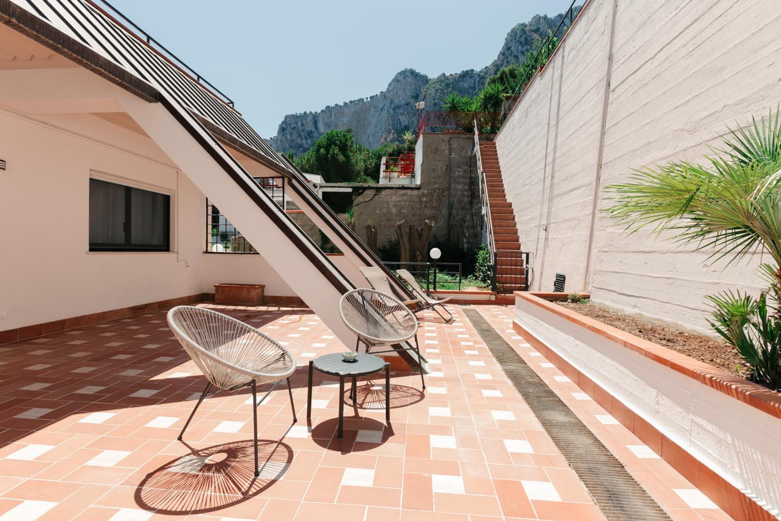 Daustria Suites