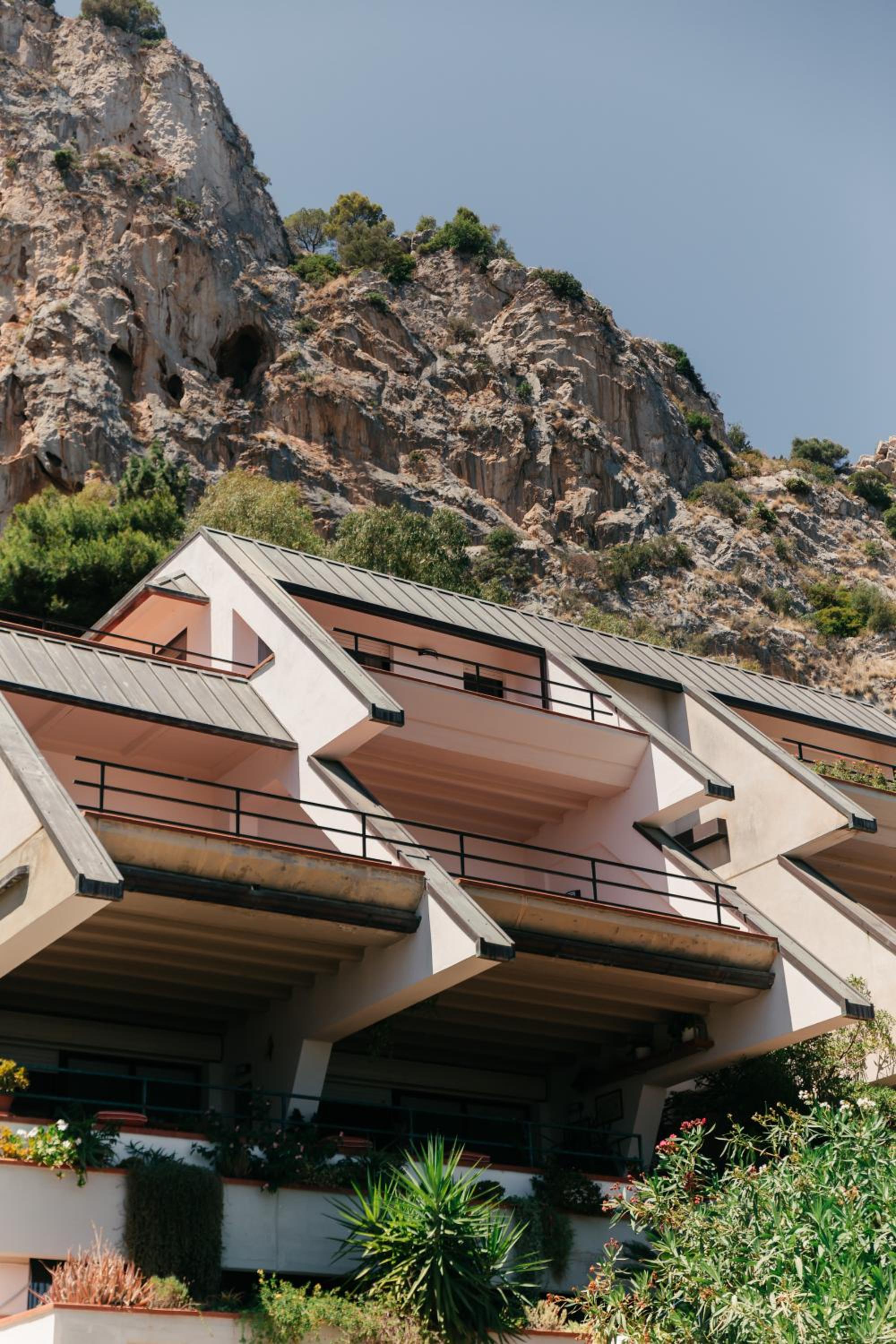 Daustria Suites