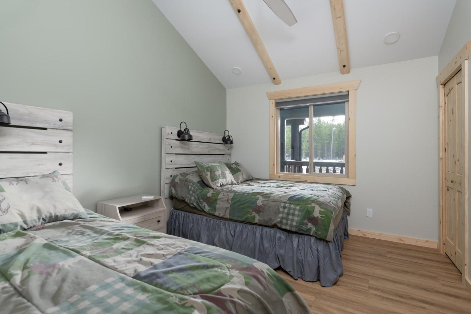 The Golden Eagle Cabin