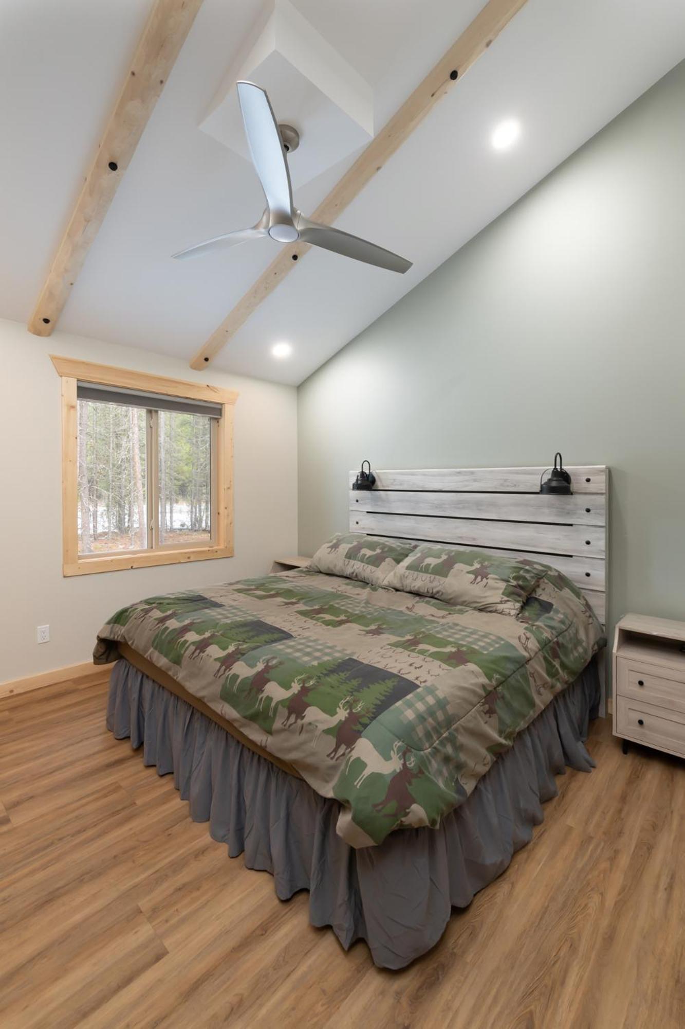 The Golden Eagle Cabin