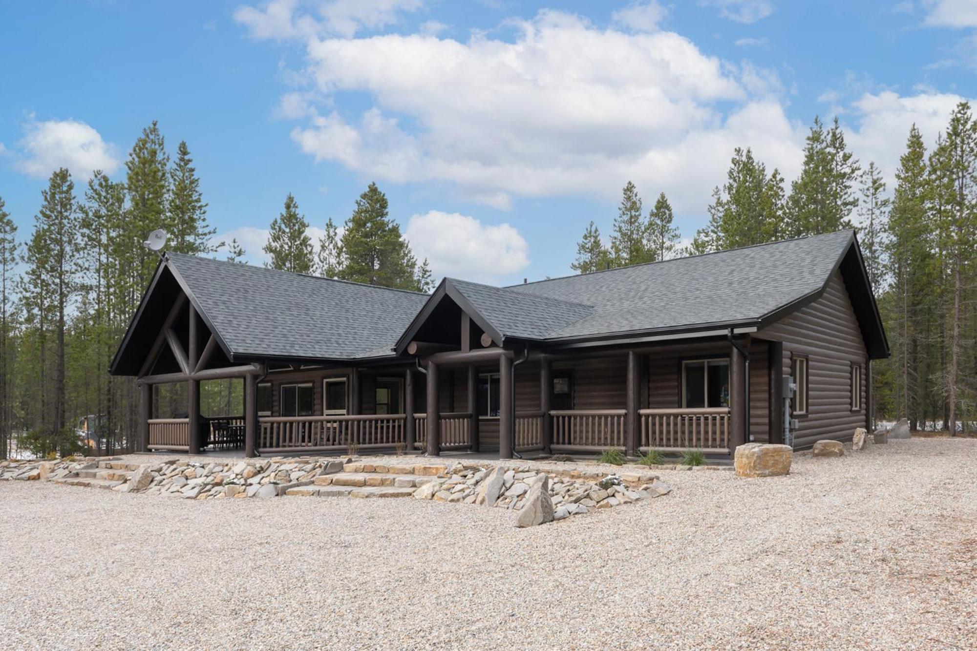 The Golden Eagle Cabin