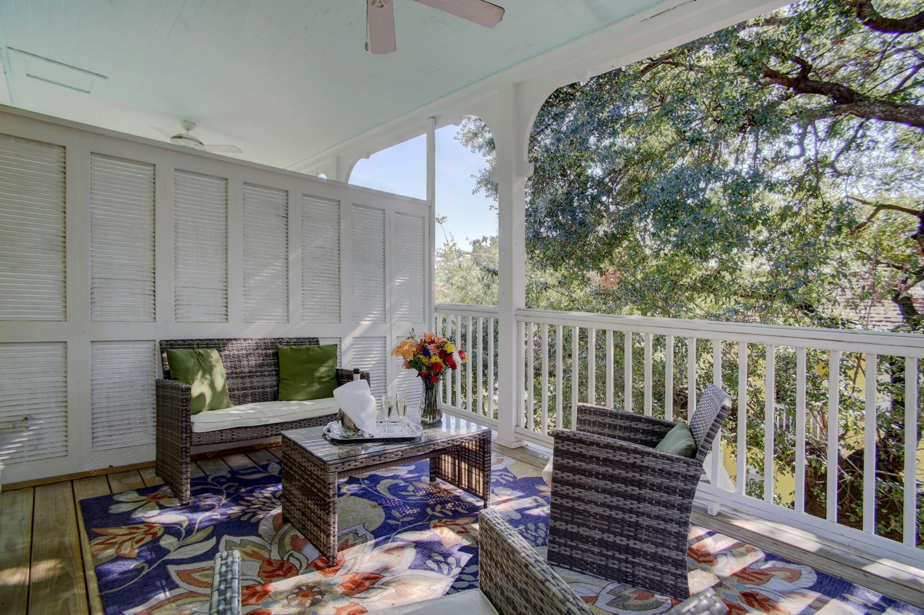 Azalea Inn and Villas