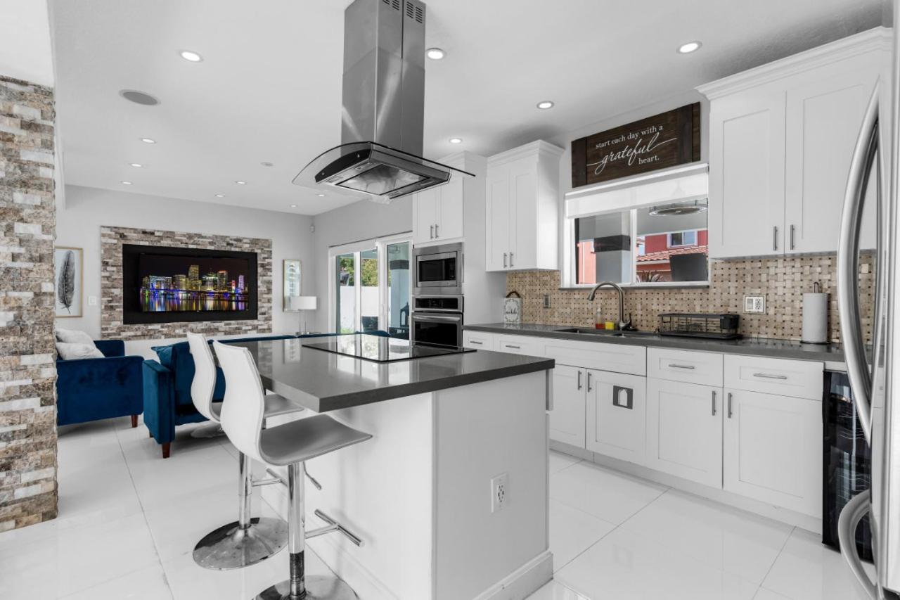 Prestigious Home with Pool