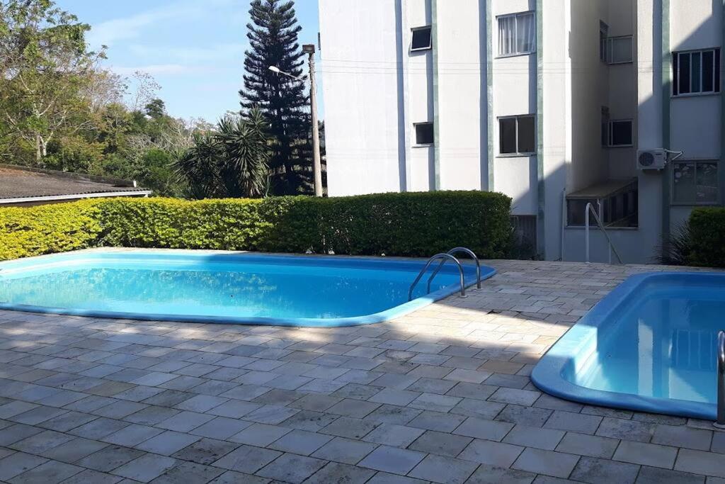Belo Apartamento com Diversas Comodidades