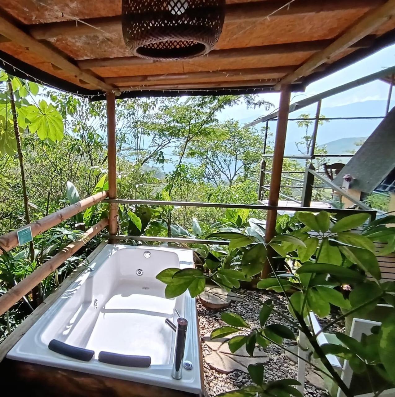 ANCESTRAL GLAMPING