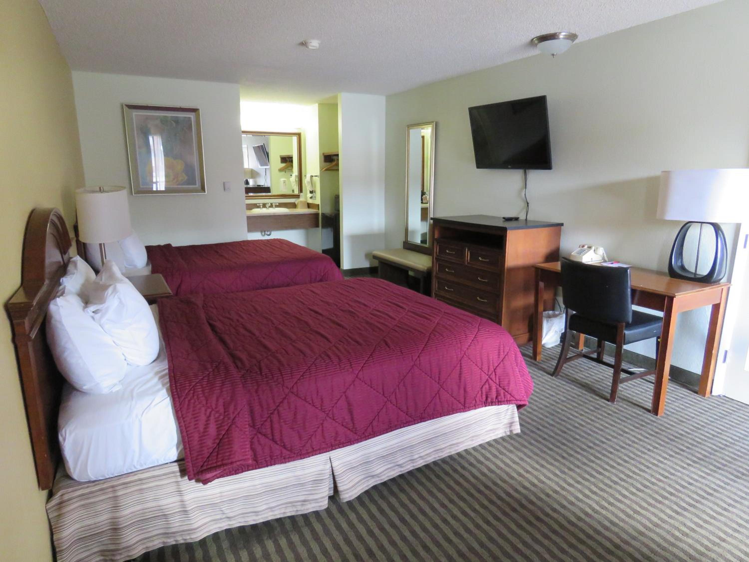 Elko Vacations - Thunderbird Motel - Property Image 4