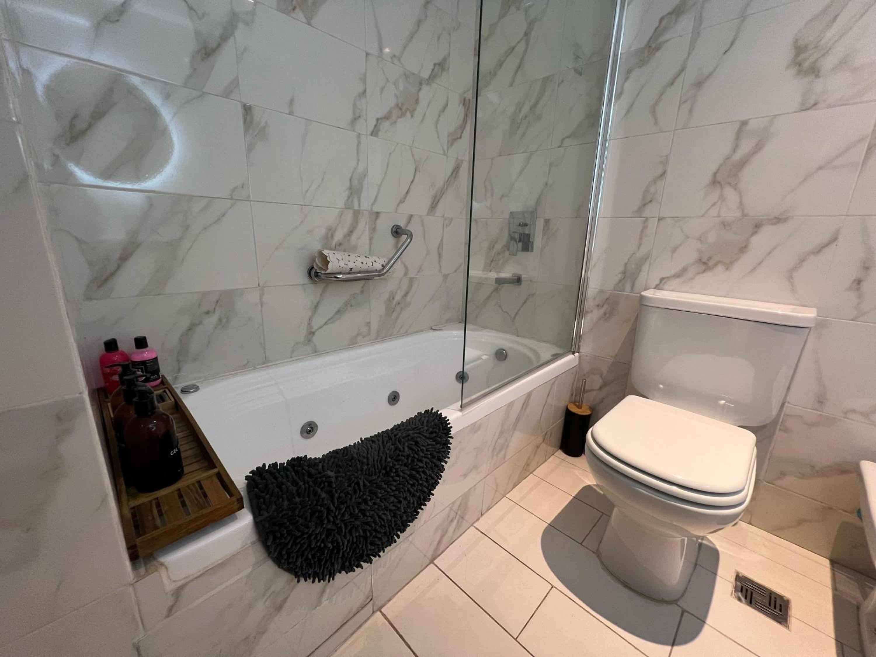 DEPARTAMENTO ENTERO CON SERVICIOS excelente