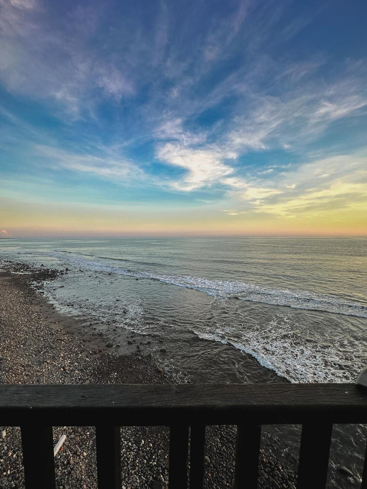 Oceanfront Oasis: Unparalleled Views, Unforgettable Stays view 4