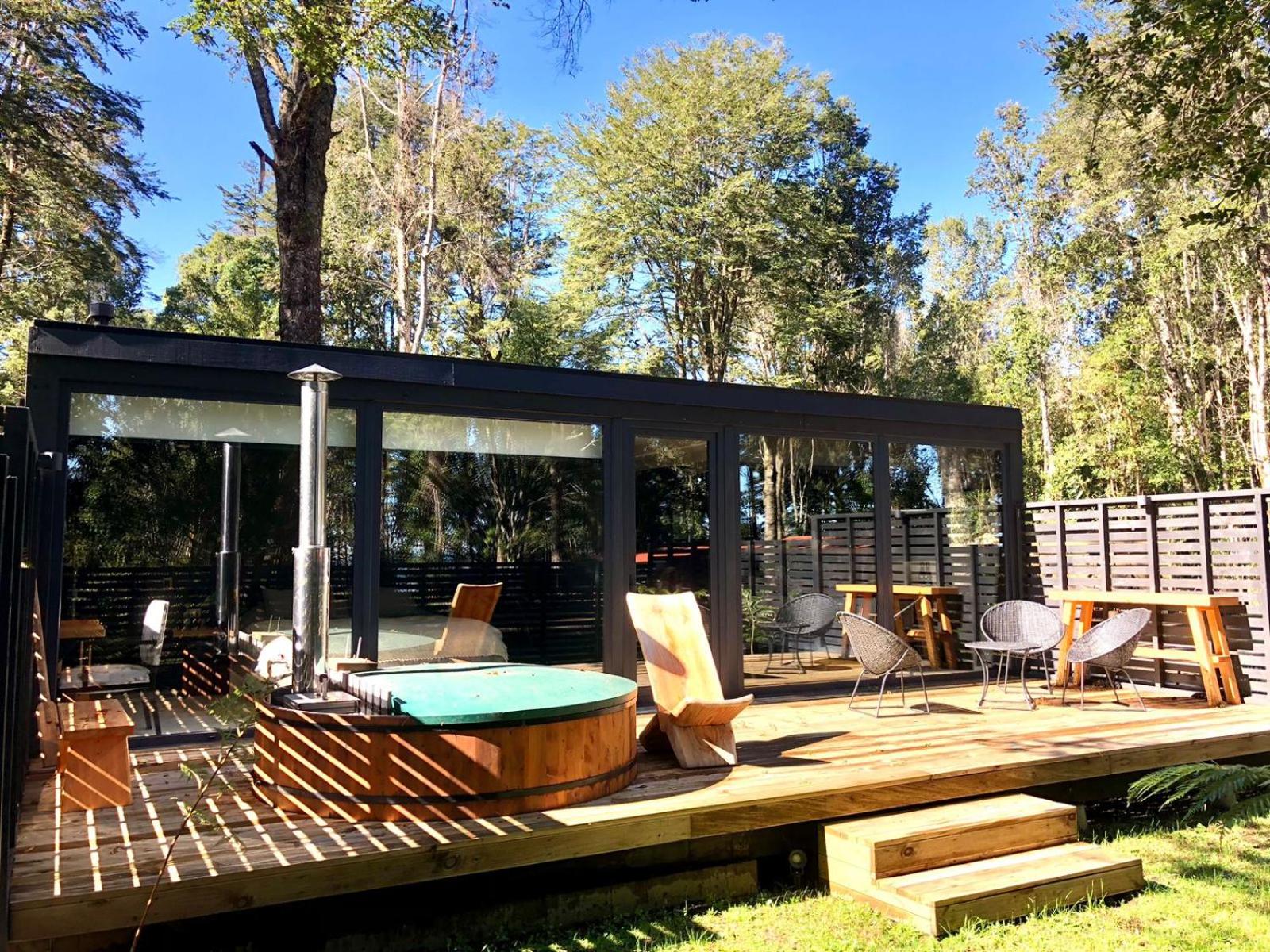 Calma Cabins