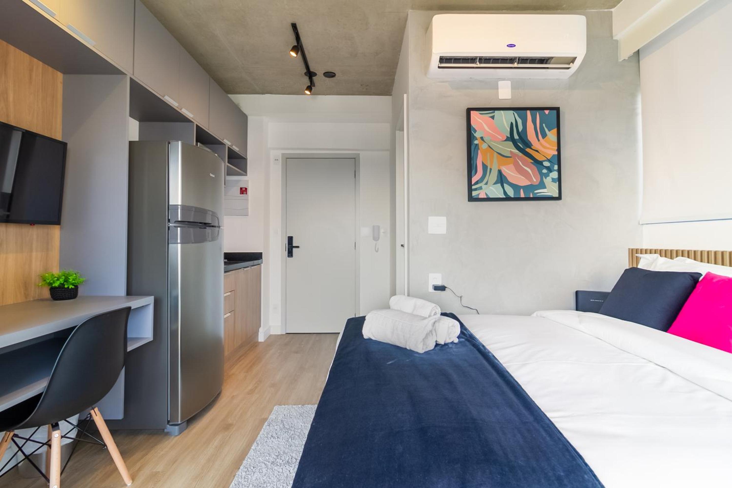 360 VN On Lorena by Housi