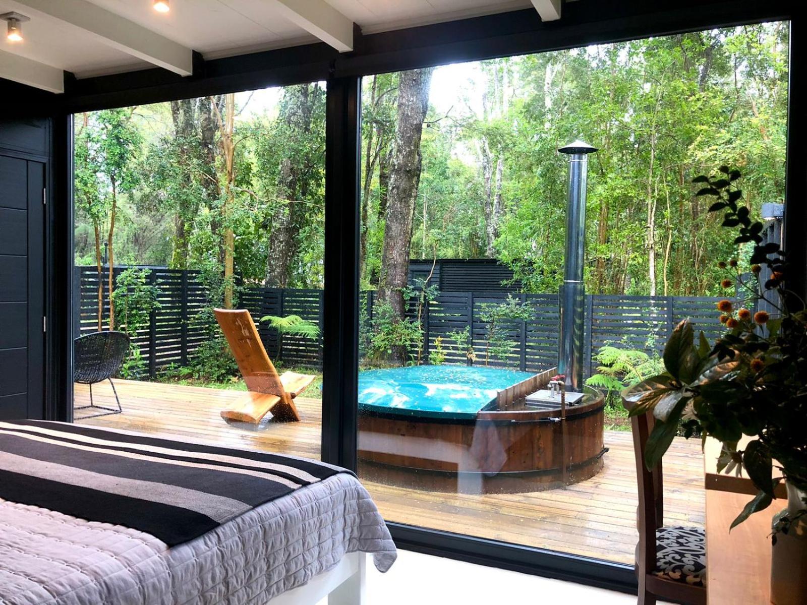 Calma Cabins