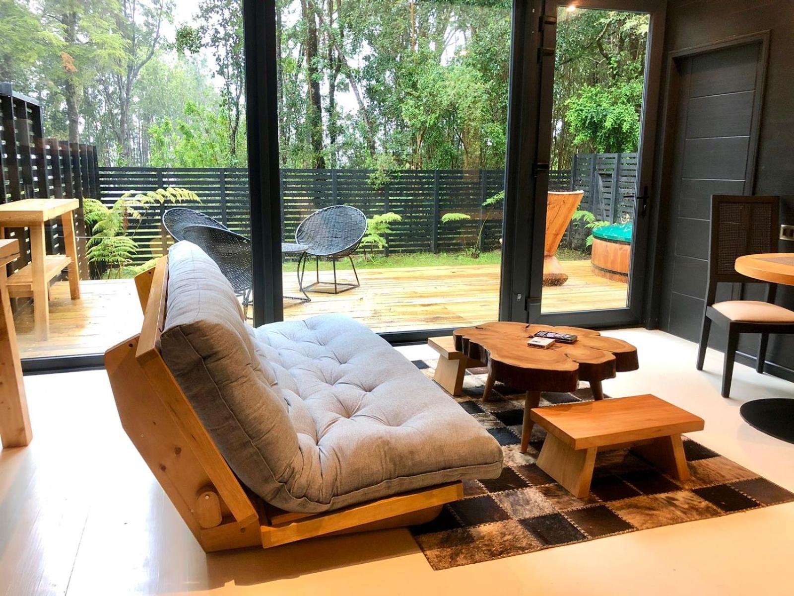 Calma Cabins