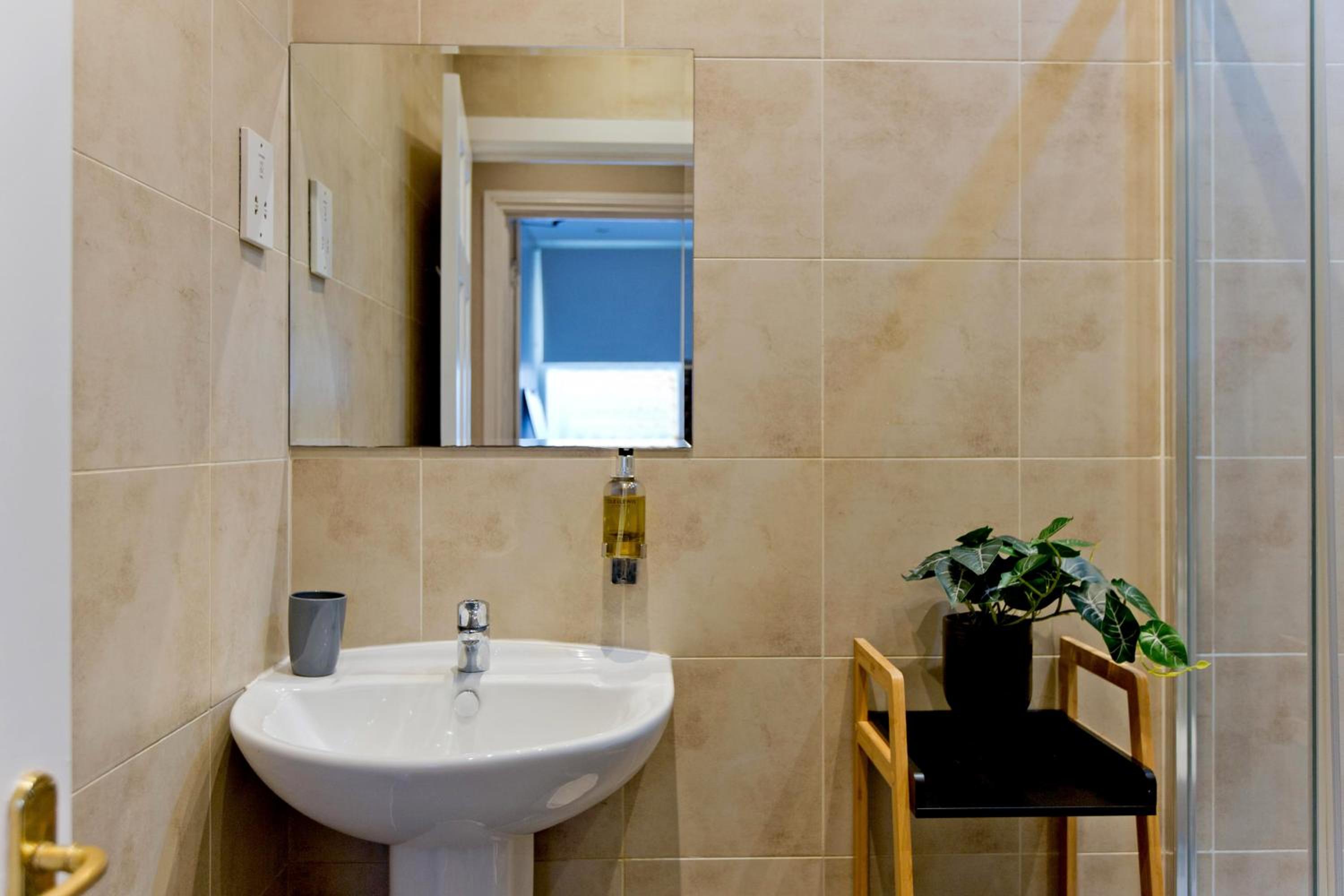 Imperial Earls Court Apartments