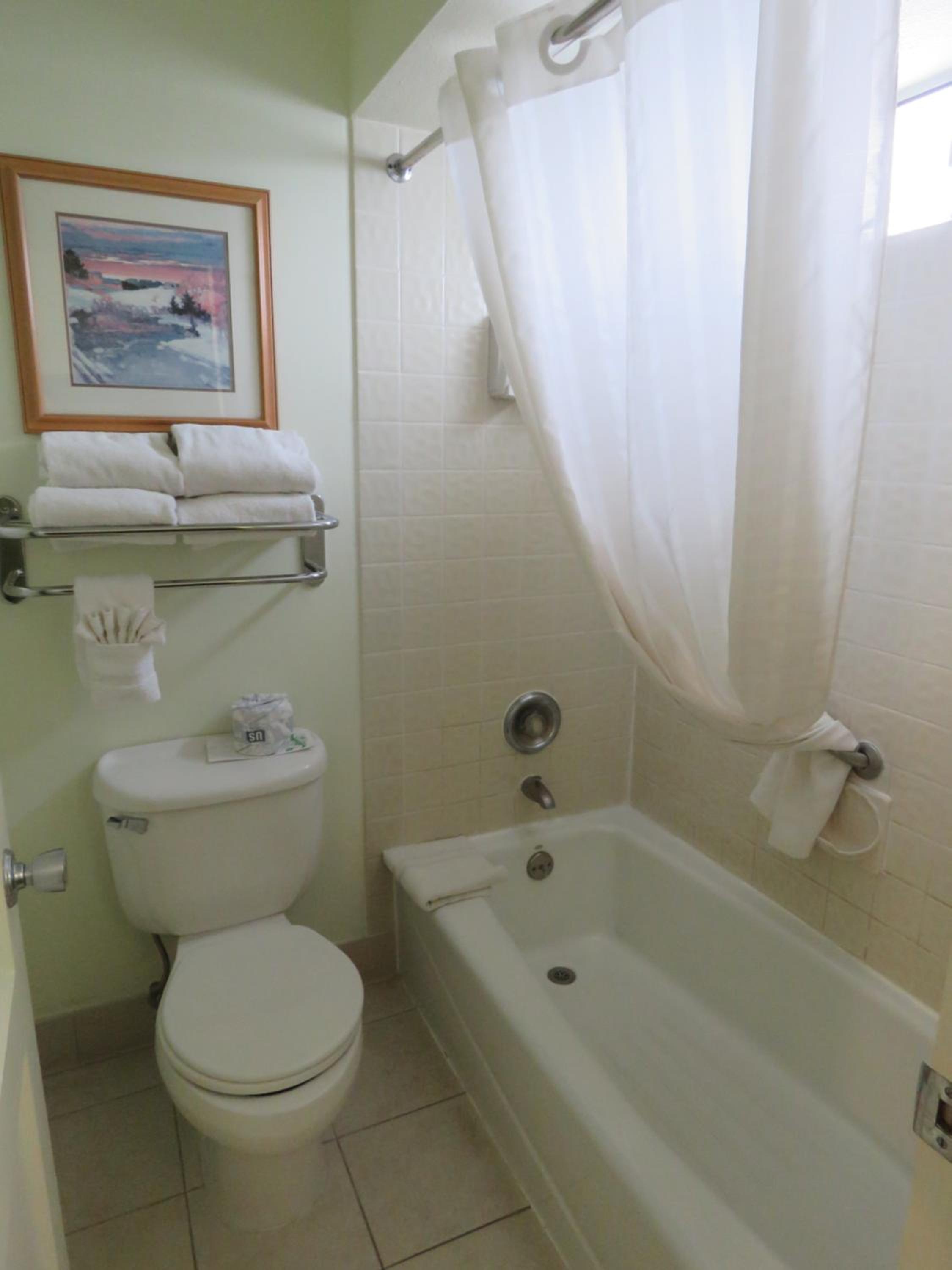 Elko Vacations - Thunderbird Motel - Property Image 1