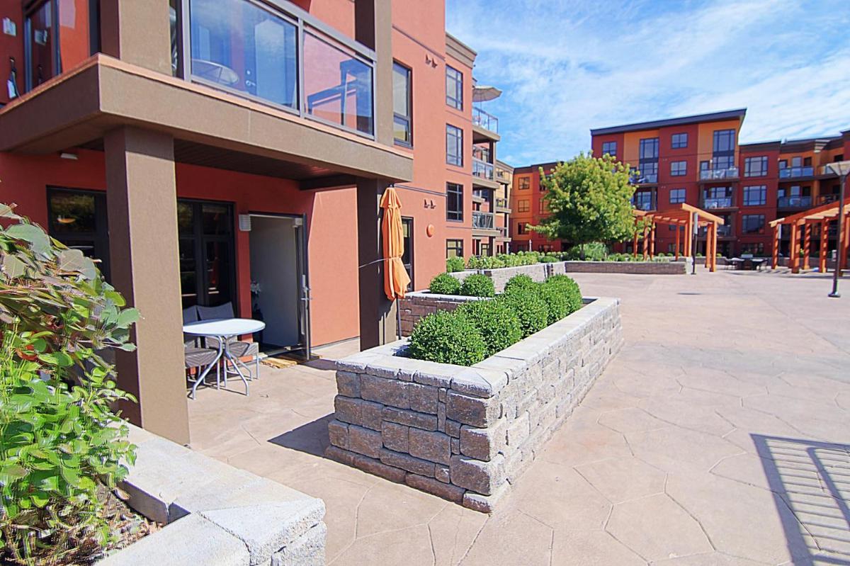 Kelowna Vacations - Playa Del Sol Resort - Vacation Rentals - Property Image 1