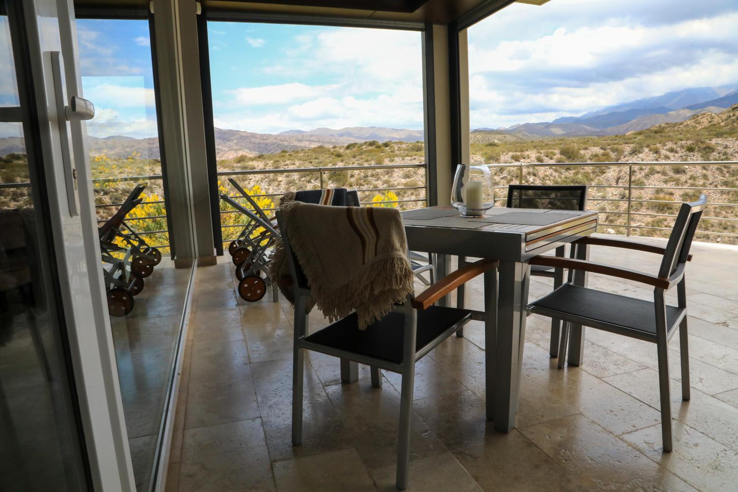 El Carmelo Mountain Lodge