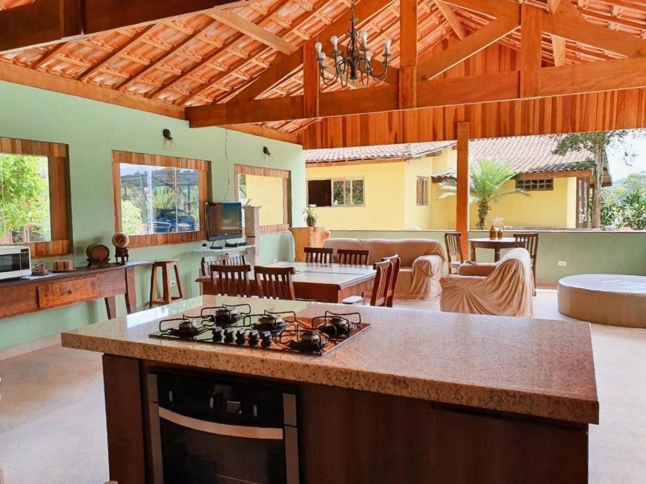 Chalé Ipê Amarelo