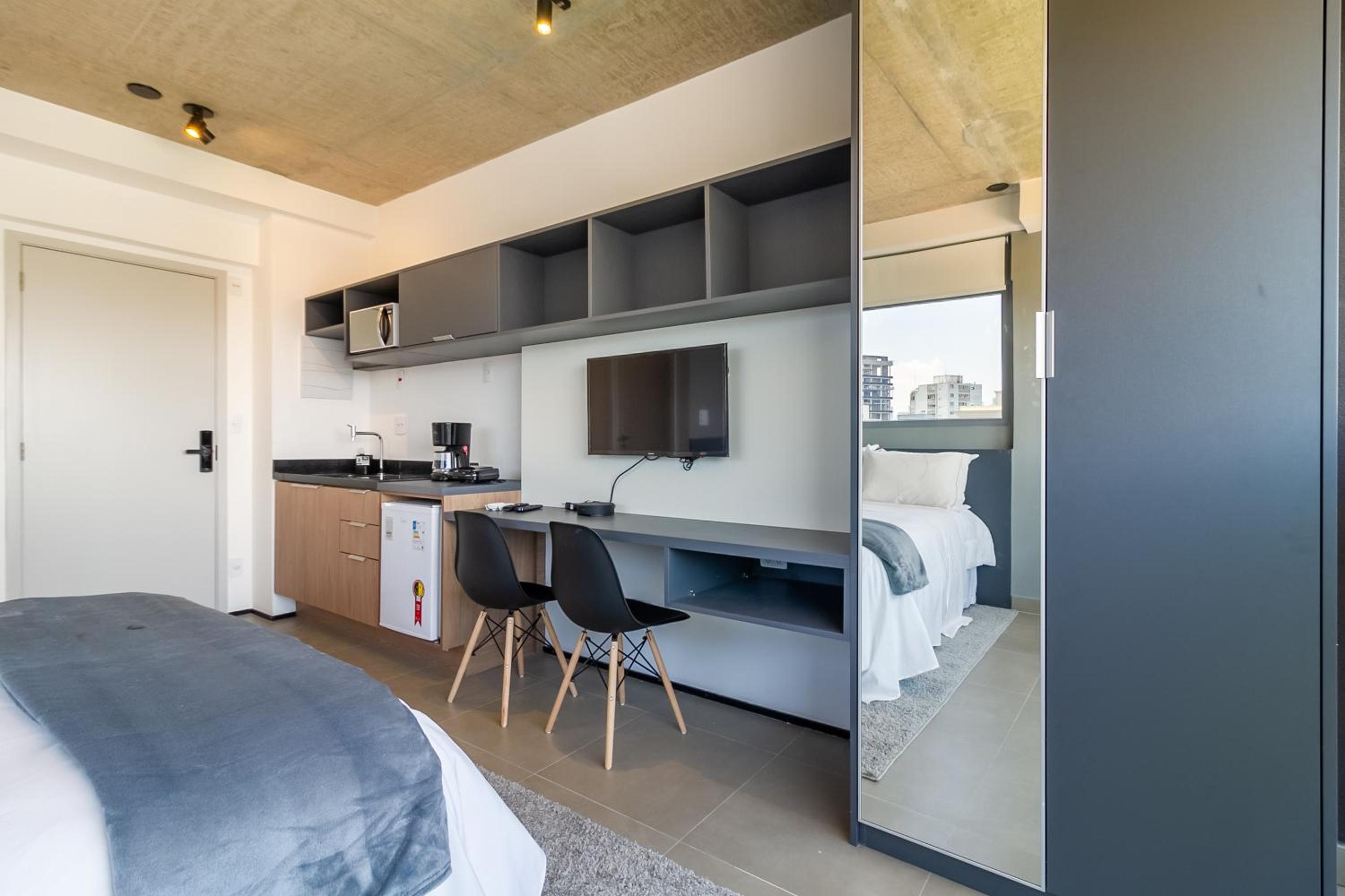 360 VN On Lorena by Housi