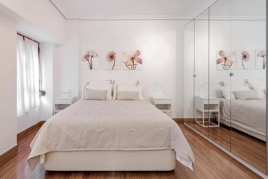Beautiful studio near plaza españa malasaña LIM1