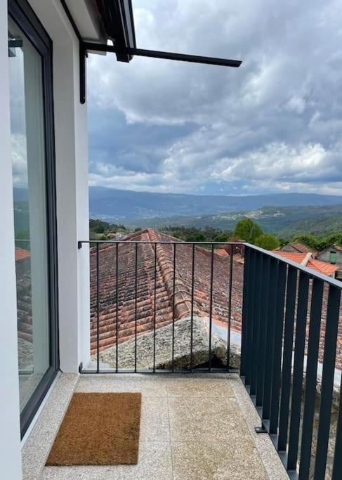 Casa dos Cortelhas view 3