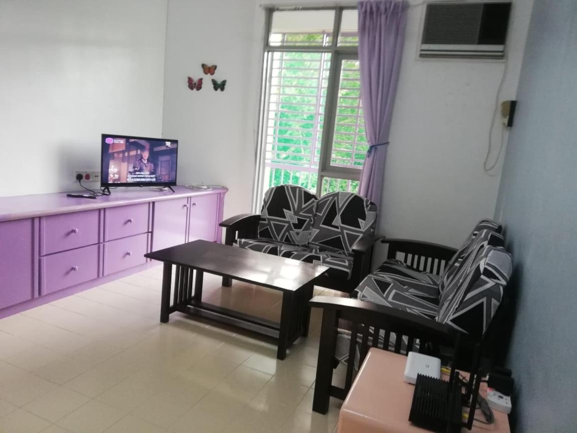 BATU FERRINGHI BAYU EMAS APARTMENT photo 3