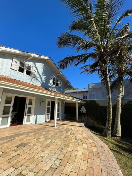 Sua casa Frente ao mar em Penha, Excelente!