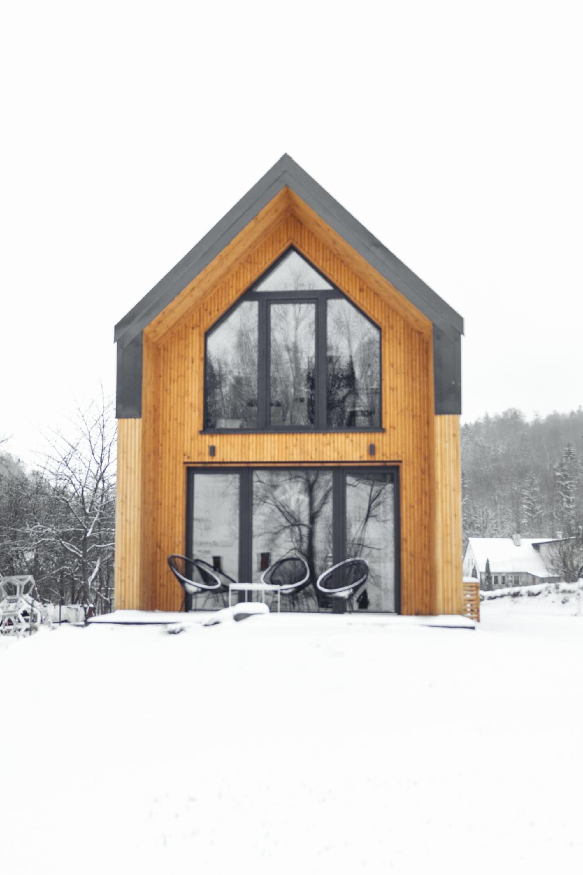 Hill & Chill Kudowa Zdrój - nowoczesne stodoły ze strefą SPA, balia, sauna