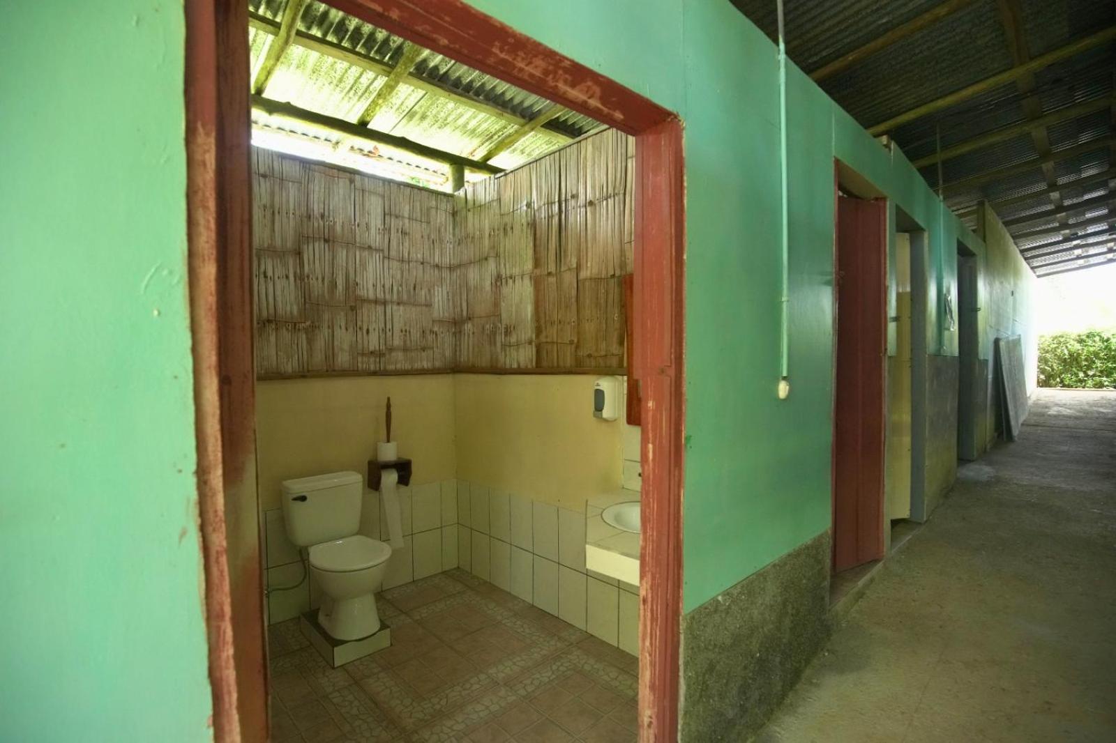 Cabinas vista isla del caño corcovado