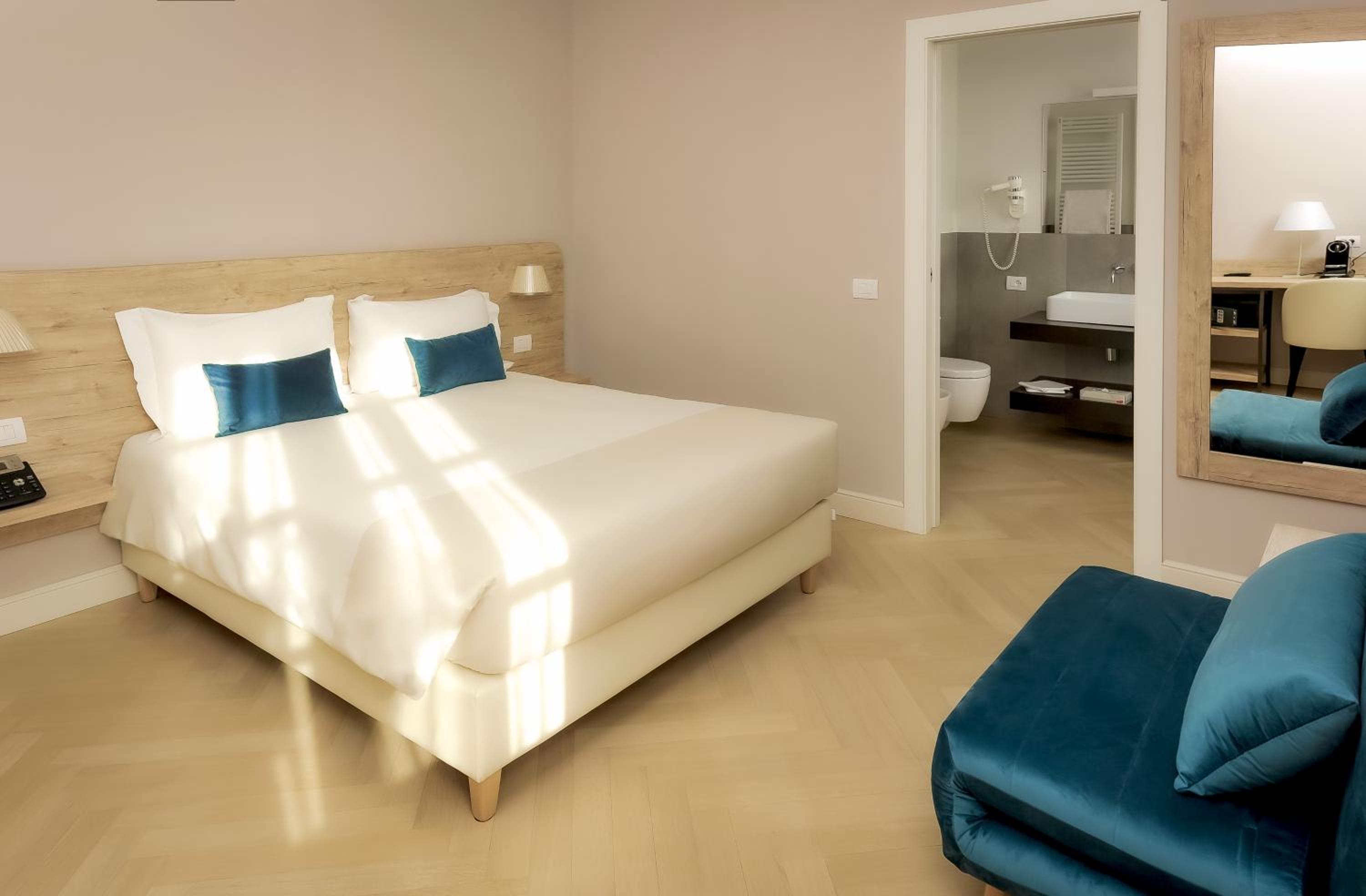 Bergamo Inn 43