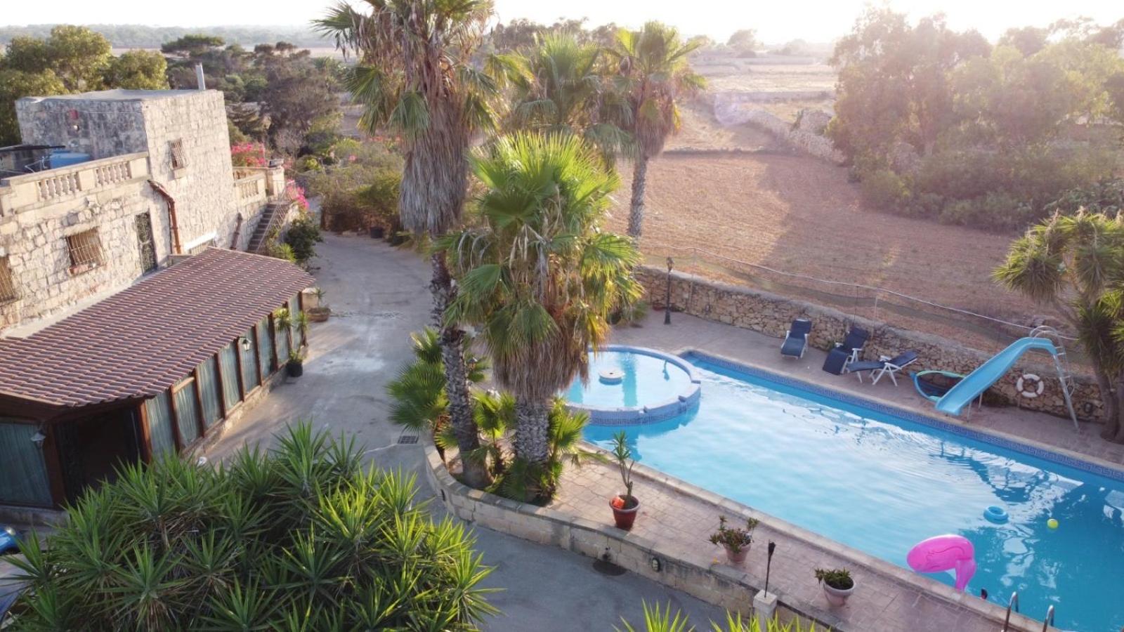 Ta' Karag Farmhouse view 4