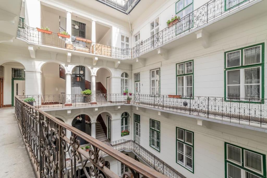 Erkel House I petite view 2